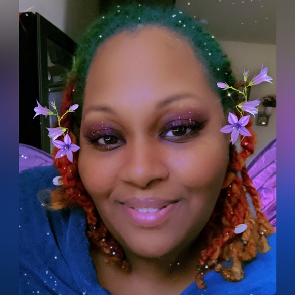 Meet your Posher, Sherrae - Picture 3 of 9